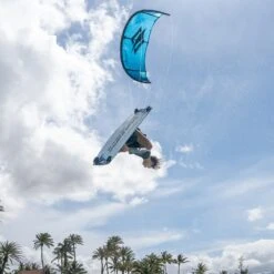 Naish 2024 Pivot Freeride / Wave Kite Discounts Apply ! -WINDRIFT Sales Store 900 naish 2024 pivot size bar a3