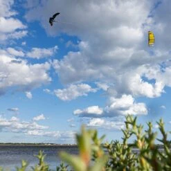 Ozone Edge V12 Freeride / Big Air / Race Kite Discounts Apply ! -WINDRIFT Sales Store ozone edge v12 action 5