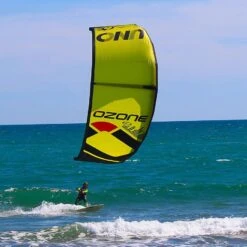 Ozone Uno V2 Inflatable Trainer Kite Only Discounts Apply ! -WINDRIFT Sales Store ozone uno v2 size 5